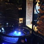 la baignoire balnéo de la blackroom